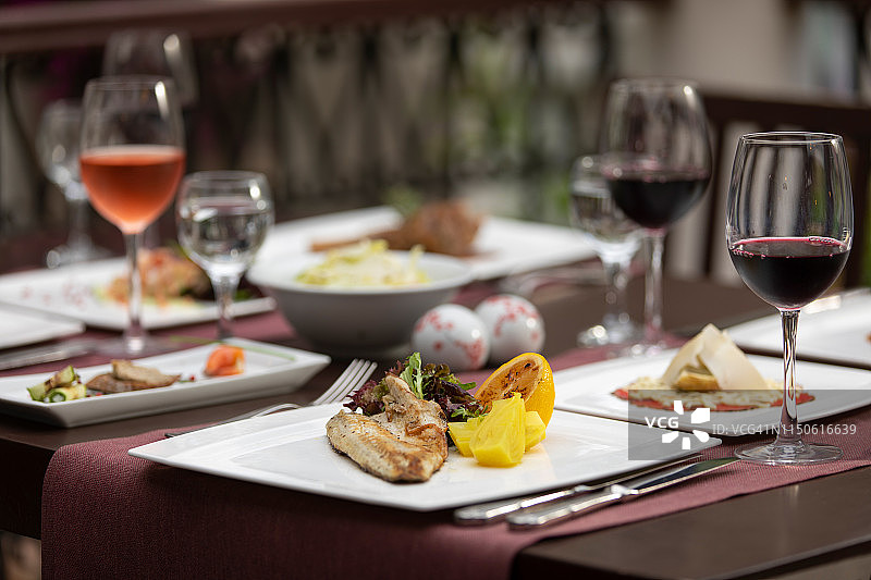 蔬菜鱼肉料理图片素材