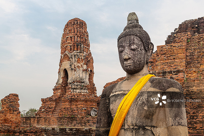 泰国阿瑜陀耶的古代佛像图片素材