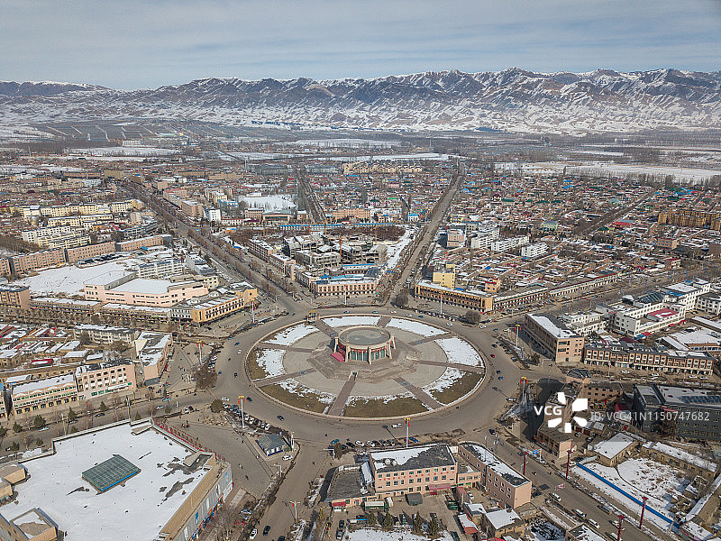 这是中国西部新疆维吾尔自治区八卦城的鸟瞰图图片素材