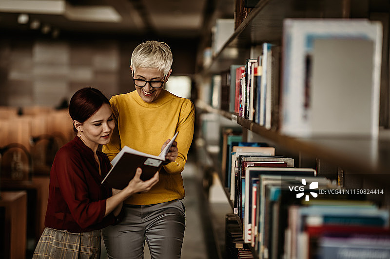图书管理员图片素材