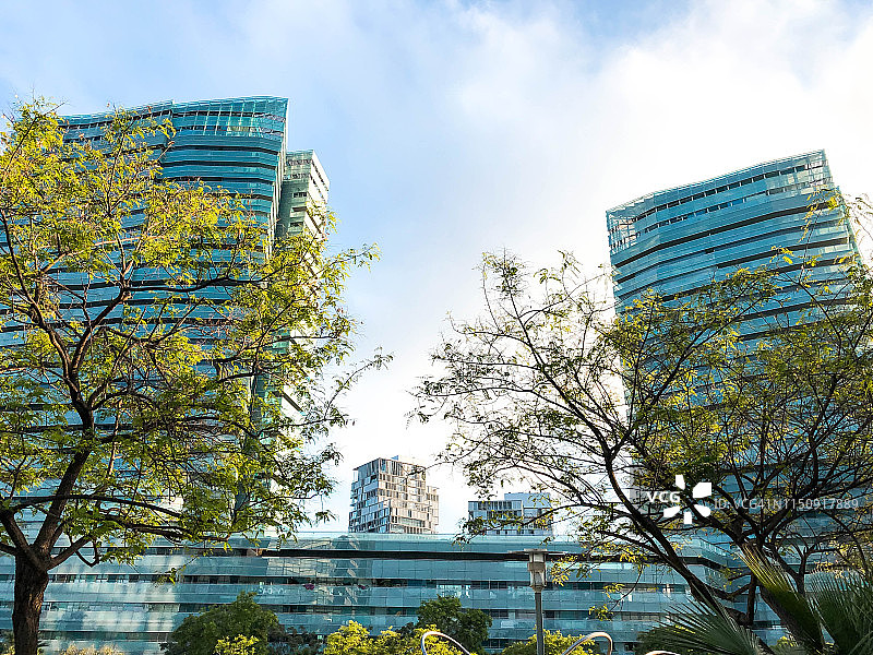 巴塞罗那海滨住宅楼美景图片素材