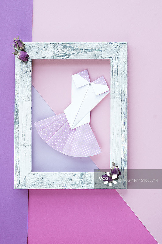 母亲节、妇女节、情人节或生日背景，糖果色花卉贺卡图片素材