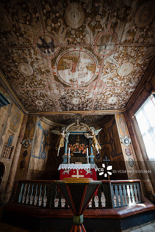 探索隆木板教堂图片素材