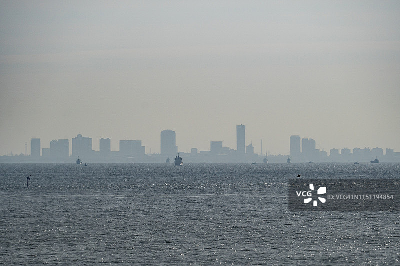 日本千叶幕张地区的东京湾和建筑图片素材