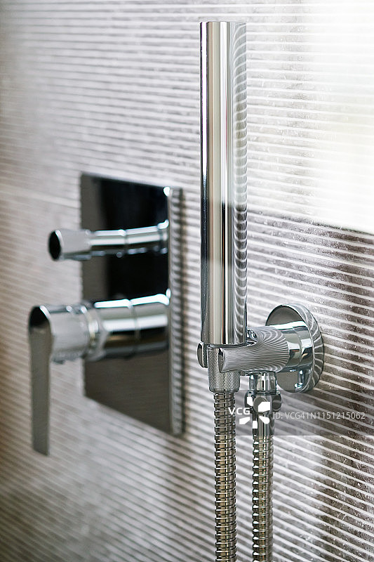 镀铬手持花洒龙头图片素材