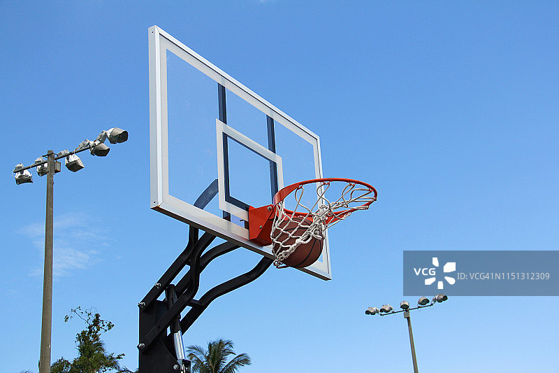 户外篮球嗖图片素材