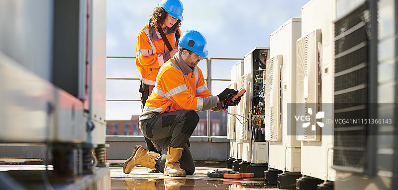 空调工程师图片素材