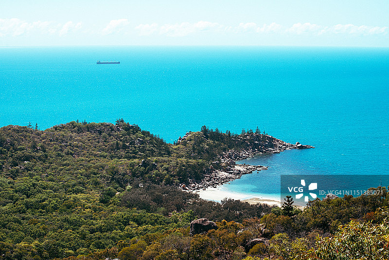 磁岛海滩和堡垒步行道海景图片素材