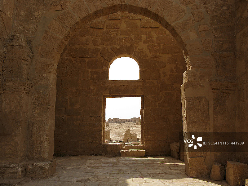 叙利亚塞尔吉奥波利斯古城拱门图片素材