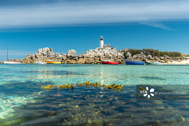 布列塔尼加勒比海的夏天：菲尼斯泰尔北部图片素材