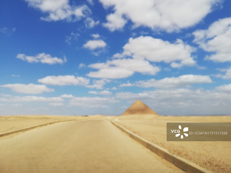 代赫舒尔红色金字塔图片素材