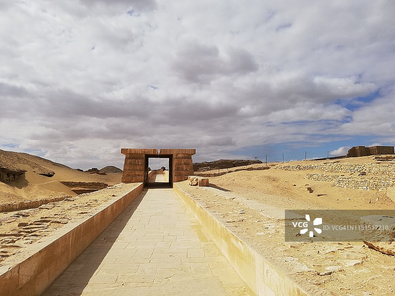 埃及萨卡拉的法老左塞尔墓葬群图片素材