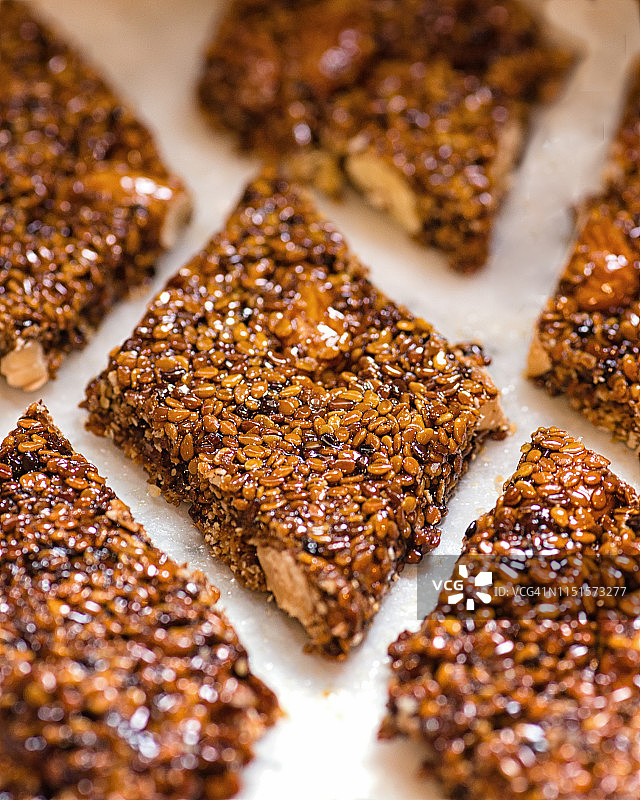 意式自制芝麻糖糕点图片素材