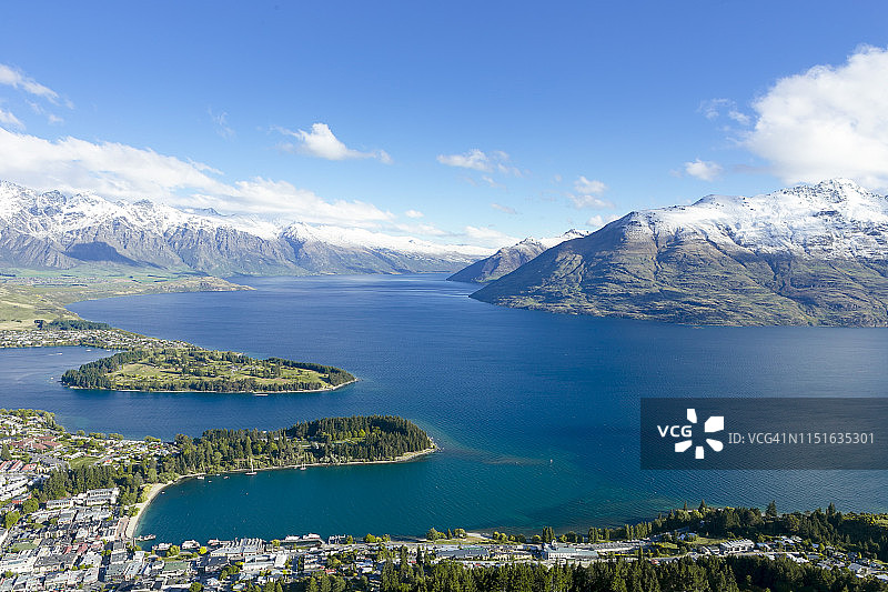 新西兰皇后镇城市高角度景观图片素材