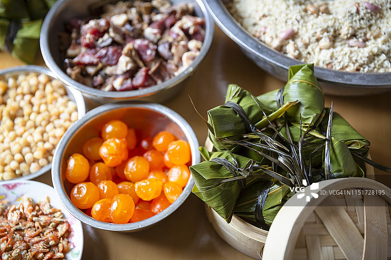 端午节制作粽子图片素材