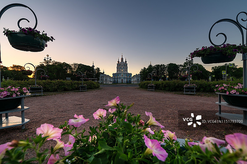 俄罗斯圣彼得堡斯莫尔尼大教堂图片素材