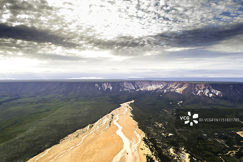 雅拉帕昂沙丘航拍图图片素材