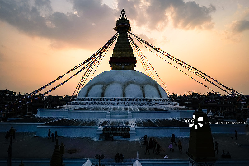 博达哈大佛塔剪影图片素材