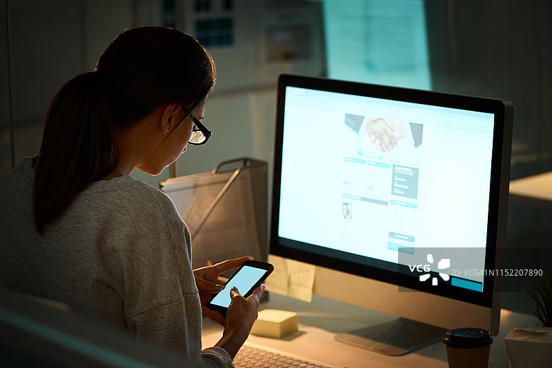 多设备互联，确保效率提升图片素材