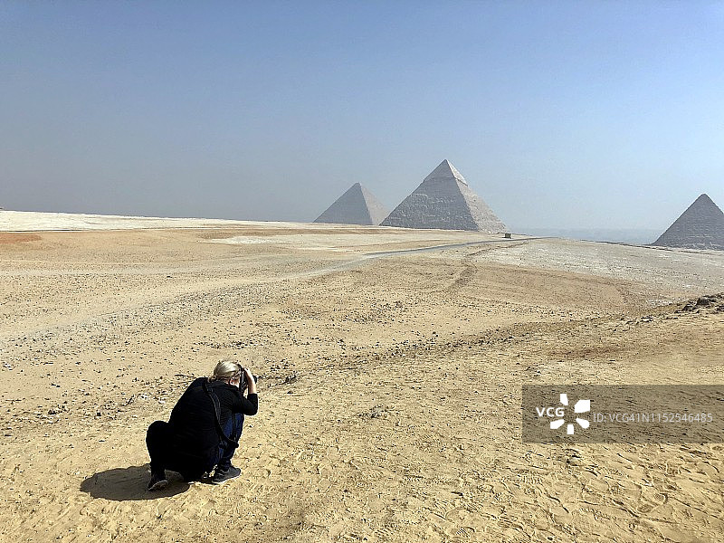 拍摄大金字塔照片图片素材