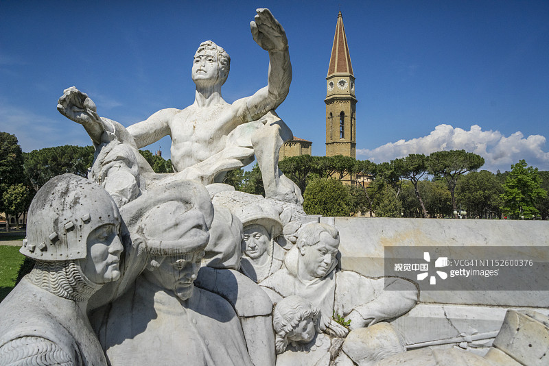 弗朗切斯科·彼特拉克纪念碑细节图片素材