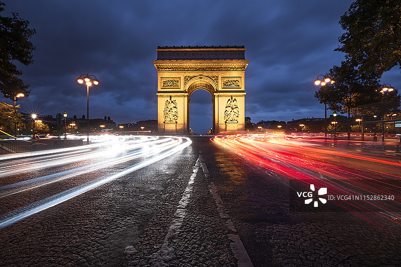 巴黎凯旋门夜景图片素材
