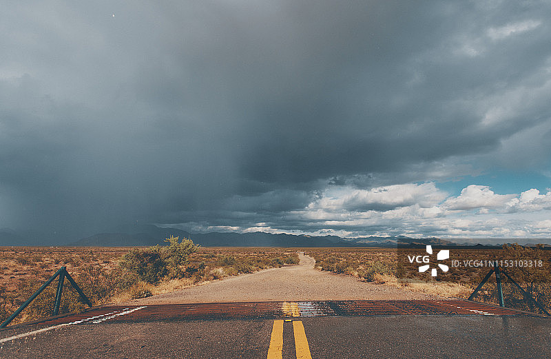 亚利桑那州德雷克公路尽头图片素材