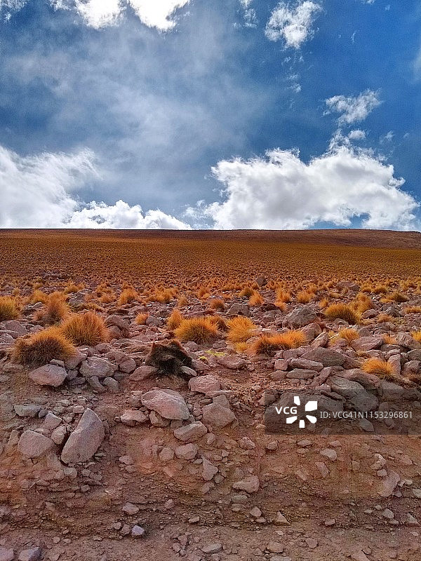 玻利维亚波尔克斯浴场和泻湖的山景图片素材