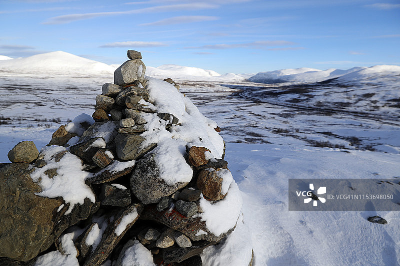 多夫勒山-松达尔斯菲耶拉国家公园的石堆，挪威图片素材
