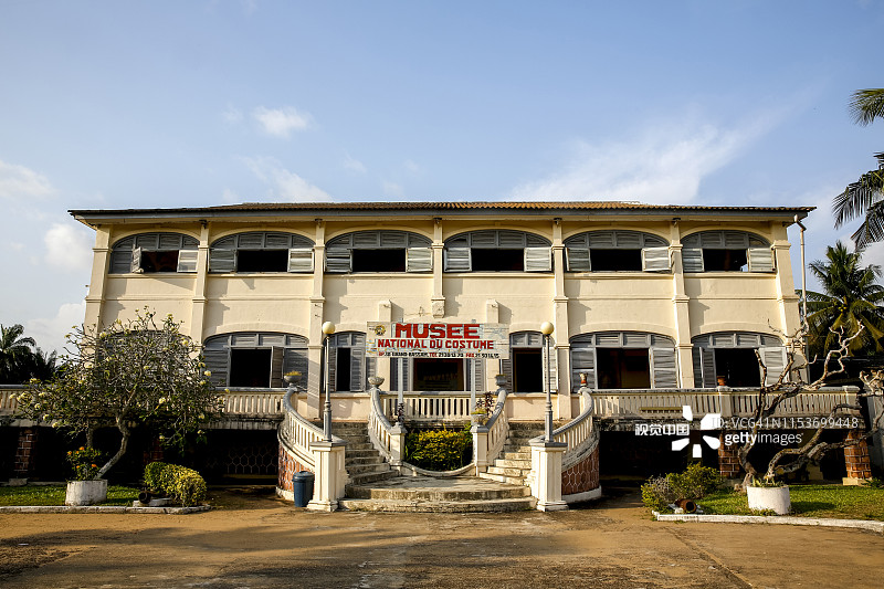 科特迪瓦大巴萨姆的前总督府，现为博物馆图片素材