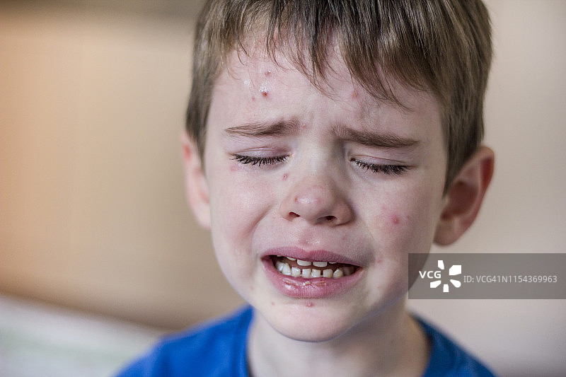 童年烦恼图片素材