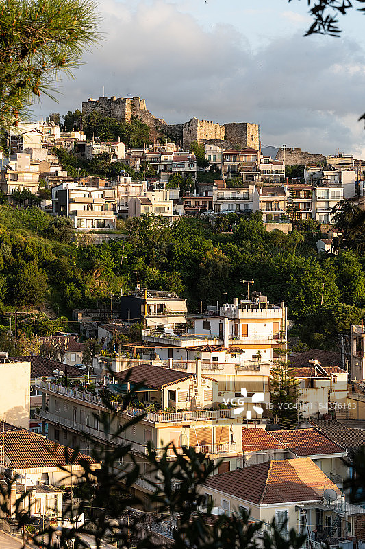 希腊帕特雷城堡的日落图片素材