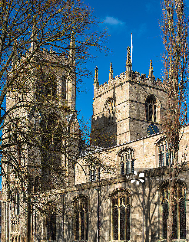 英国东安格利亚诺福克金斯林圣玛格丽特教堂双塔图片素材