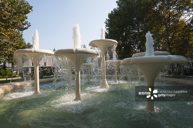 巴库白色喷泉图片素材