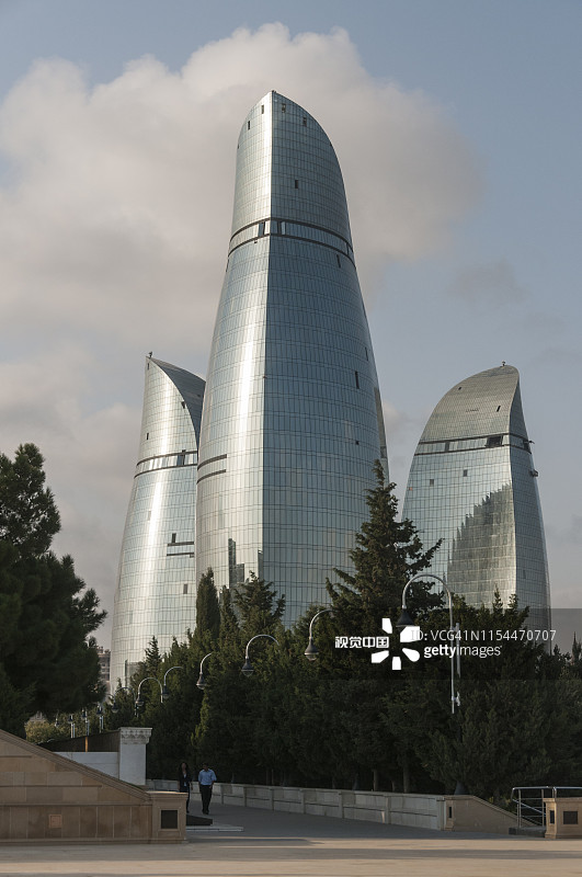 从烈士巷望去的火焰塔图片素材