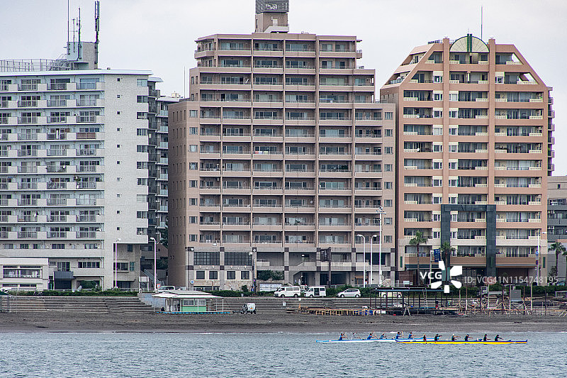 日本海边的住宅楼图片素材