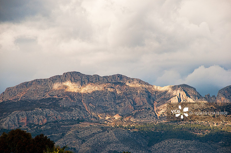 冰冻内华达山脉图片素材