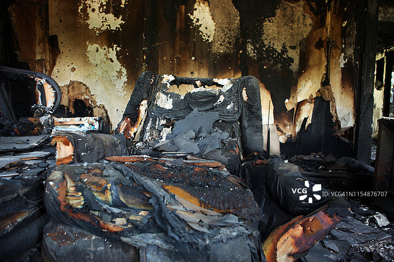 烧毁的房屋图片素材