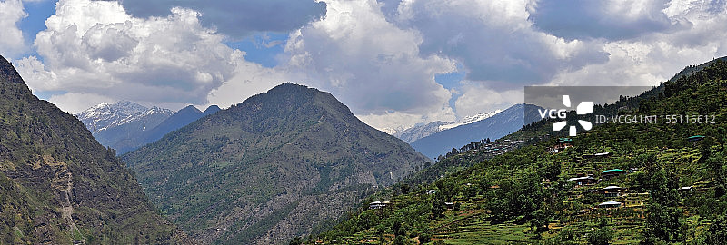 北阿坎德邦的桑卡里村 - 徒步旅行者的天堂图片素材