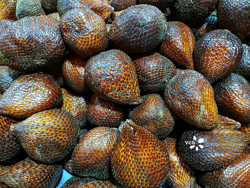 大量蛇皮果图片素材