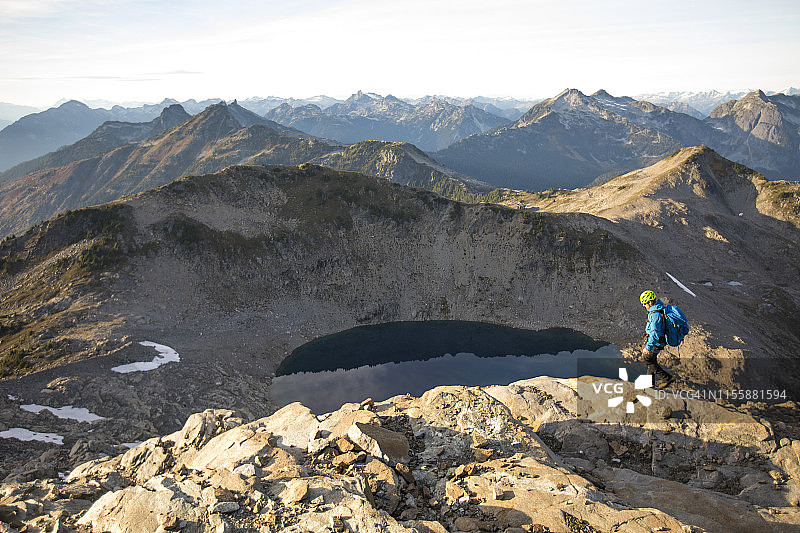 不列颠哥伦比亚省道格拉斯峰登山者图片素材