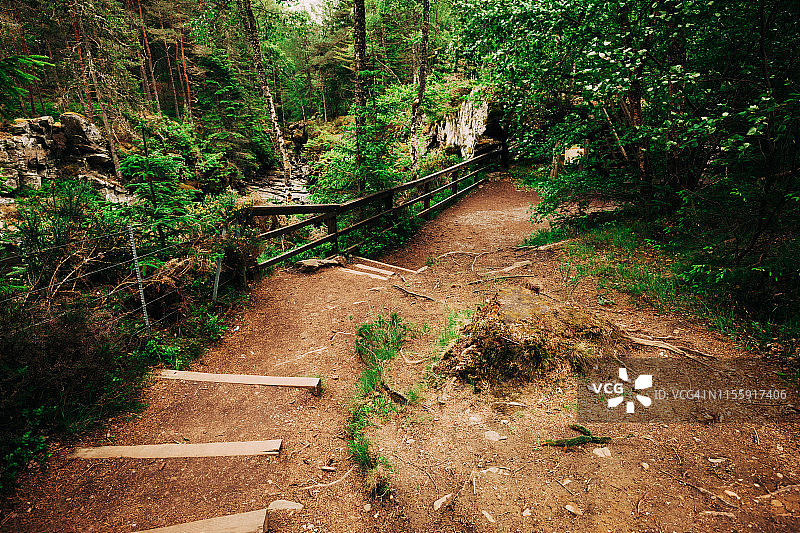 苏格兰珀斯郡布鲁尔瀑布图片素材