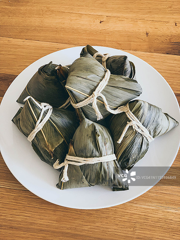 端午节传统美食：中国粽子特写图片素材
