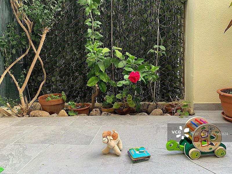 有孩子的房子图片素材