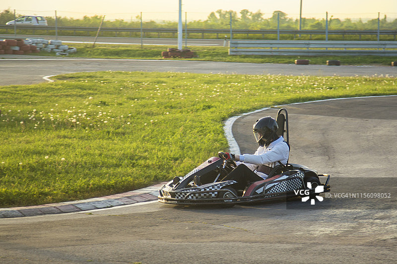 卡丁车比赛图片素材