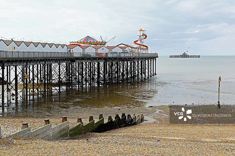 英格兰南部肯特郡赫恩湾码头图片素材