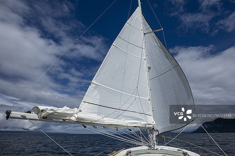 在阿拉斯加内航道航行图片素材