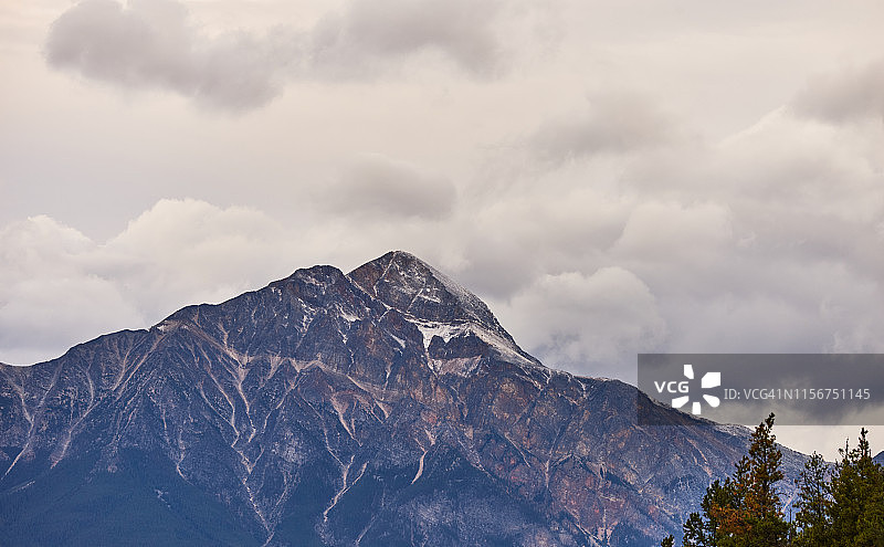 贾斯珀金字塔山图片素材