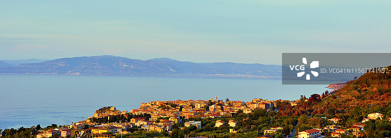 意大利卡拉布里亚特罗佩亚全景图片素材