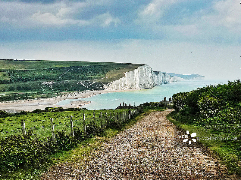 通往七姐妹岩的道路图片素材